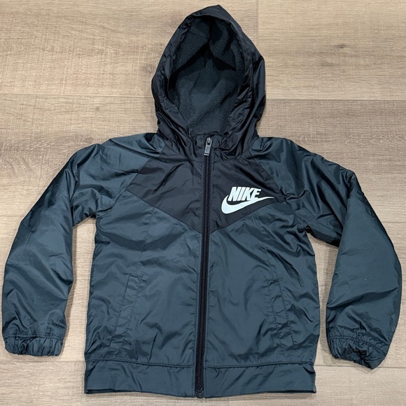 Nike Windrunner Full Zip Sherpa‎ Hooded Jacket Black Boys 3-4 Yrs #H020 693 321 - Picture 2 of 7